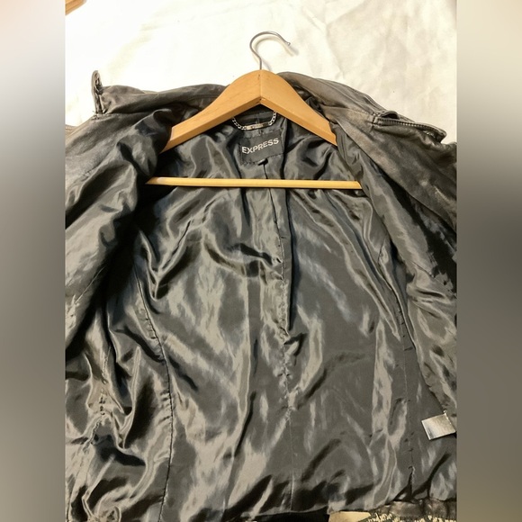 Express Brown Faux Leather Moto Jacket Quilted Shoulders Size L - Picture 6 of 11
